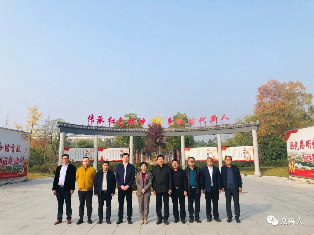 乐鱼体育app官方网站-澳大利亚抗议迫使船只取消抵达煤炭港口，170人被捕